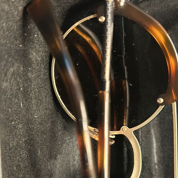 SOLD!!!!    NOT FOR SALE! Versace sunglasses- FREE GIFT With Purchase!!!!! - Picture 3 of 3